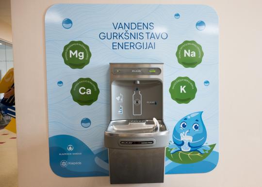 Klaipėdoje investuojama į sveikus moksleivių įpročius: švietimo įstaigose – stacionarios vandens ger